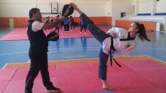 BİR YILDIZ DOĞUYOR