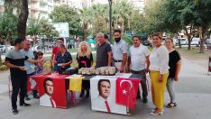 TDP YUNUSEMRE İLÇE BAŞKANLIĞI MUHARREM AYI NEDENI İLE AŞURE DAĞITTI