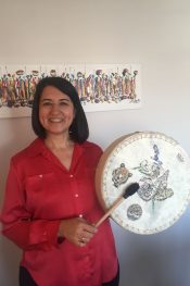 TÜLİN ETYEMEZ SCHIMBERG: DAVUL ŞAMANIN ATIDIR