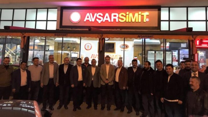 Avşar kardeşler babalarını unutmadı