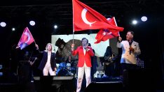 ZAFER BAYRAMI’NIN 100.YILI BEYLİKDÜZÜ’NDE COŞKUYLA KUTLANDI