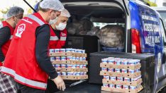 ABB’NİN ÖĞRENCİLERE SICAK YEMEK İKRAMI 5 NOKTADA DEVAM EDİYOR