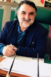 İNSANLAR VE HAYVANCILIKLAR