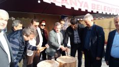 Noel Pazarı na yoğun ilgi