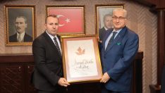 PROF. AYDIN BEYNİN SINIRLARINI ANLATTI