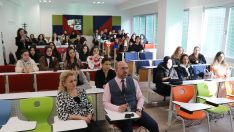 Bezmiâlem Vakıf Üniversitesi Liselilere Sağlık Yolunda Rehber Oluyor