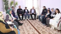 ZÜLFÜ DEMİRBAĞ ELAZIĞ”DA EV EV DOLAŞIYOR..