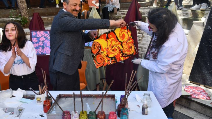 AYTEN TEKIŞIK ORTAOKULUNDA KERMESE YOĞUN İLGİ AYTEN TEKIŞIK ORTAOKULUNDA KERMESE YOĞUN İLGİ