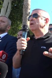 Zafer Partisi Genel Başkanı Prof. Dr. Ümit Özdağ,Mudanya Mütareke Meydanında basın açıklaması yaptı: