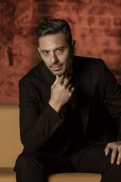 Arabeskin prensi: Şahin Özlem