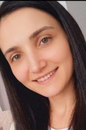Hayallerimi Deniz Kabuklarına Yazmak İsterdim